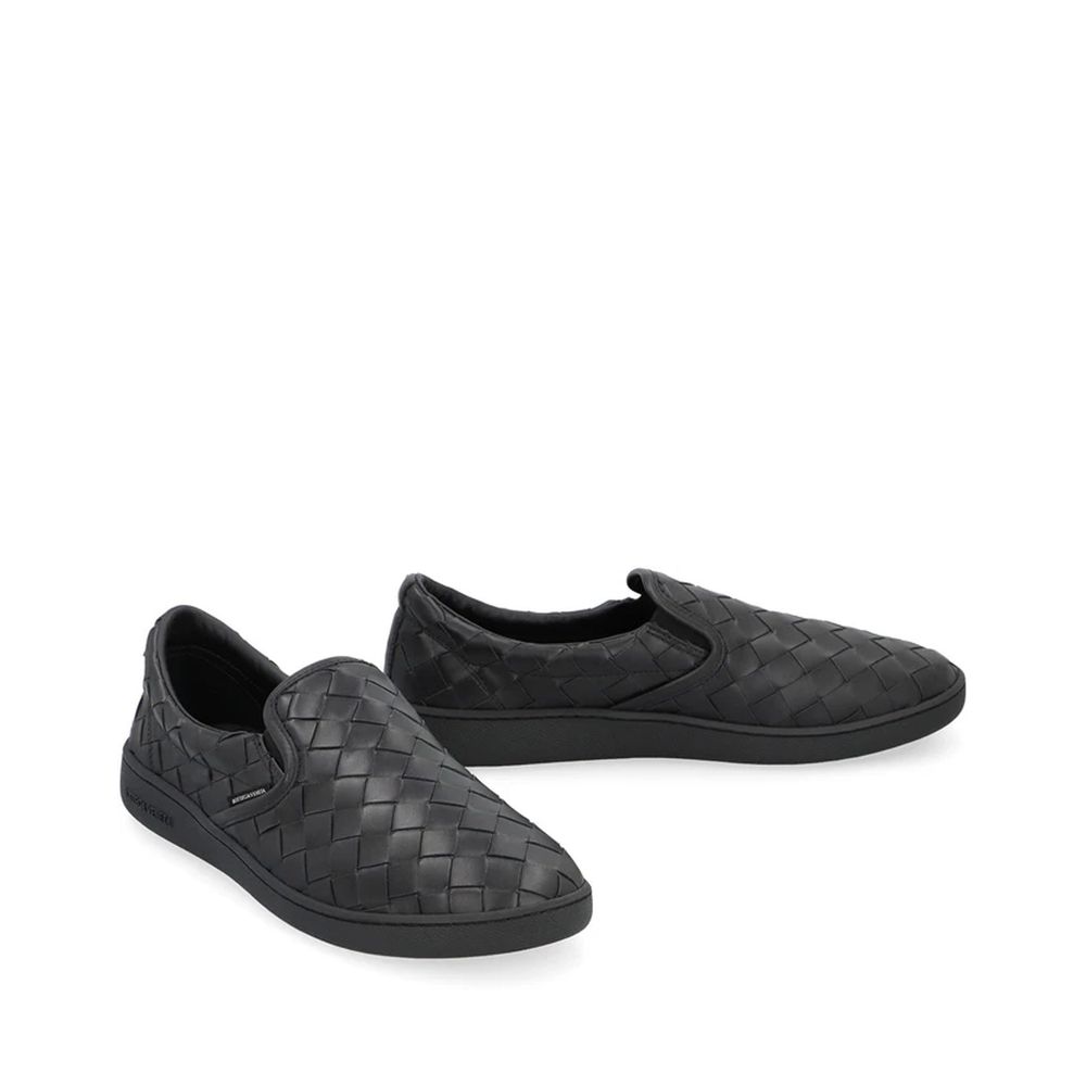 Bottega Veneta Black Calfskin Low Top Sneakers Bottega Veneta