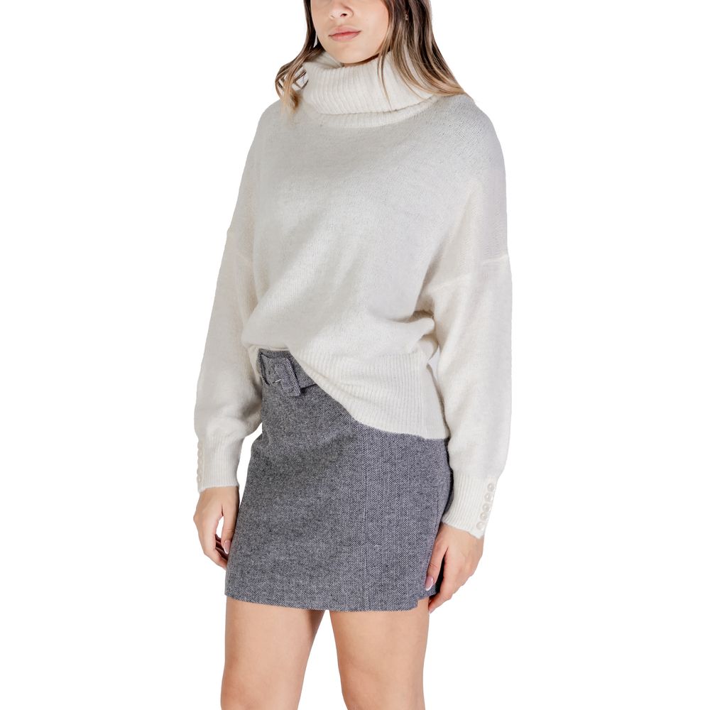 ICHI Cream Marabou Turtleneck ICHI
