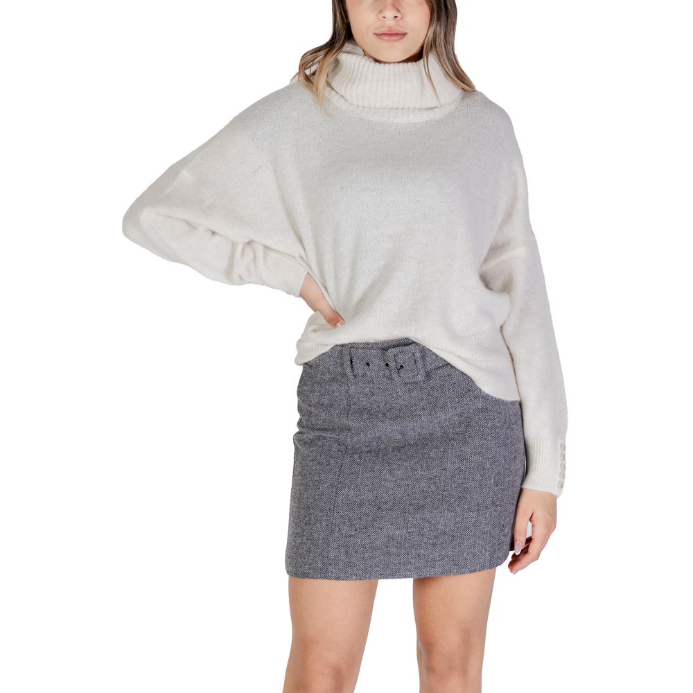 ICHI Cream Marabou Turtleneck ICHI