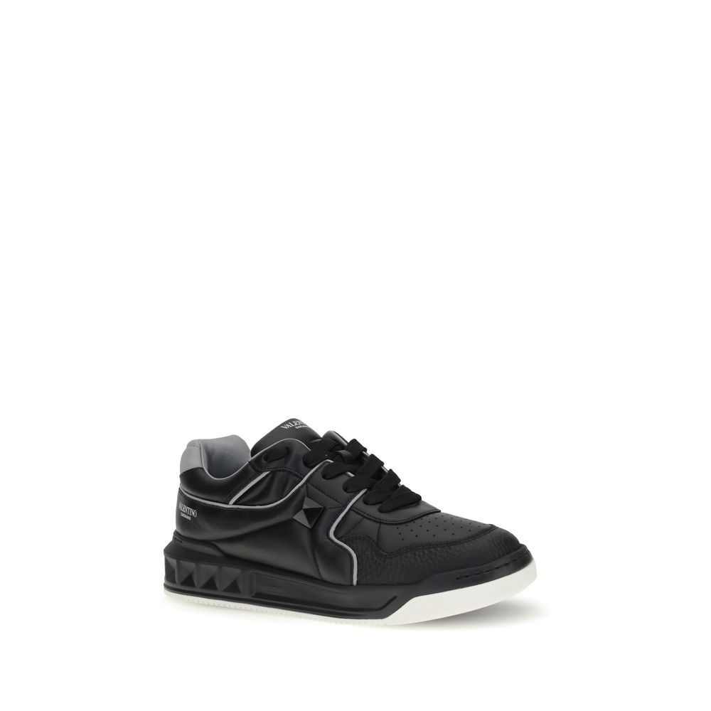Valentino Garavani One Stud Low-Top Sneakers Valentino Garavani