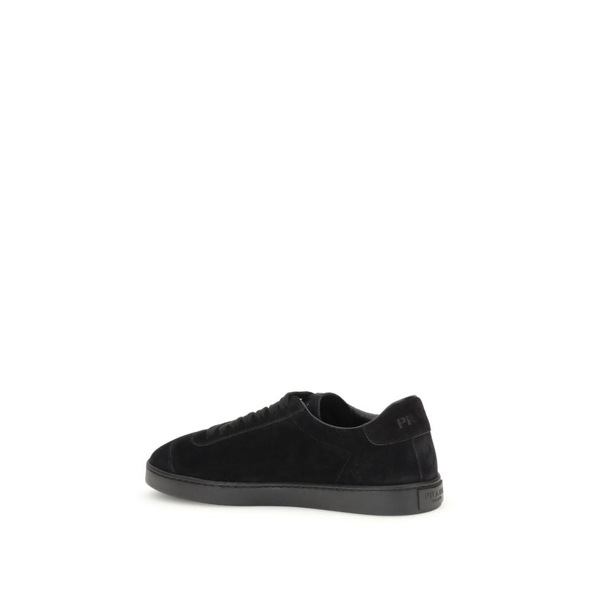 Prada Black Calf Leather Bos Taurus Low Top Sneakers Prada